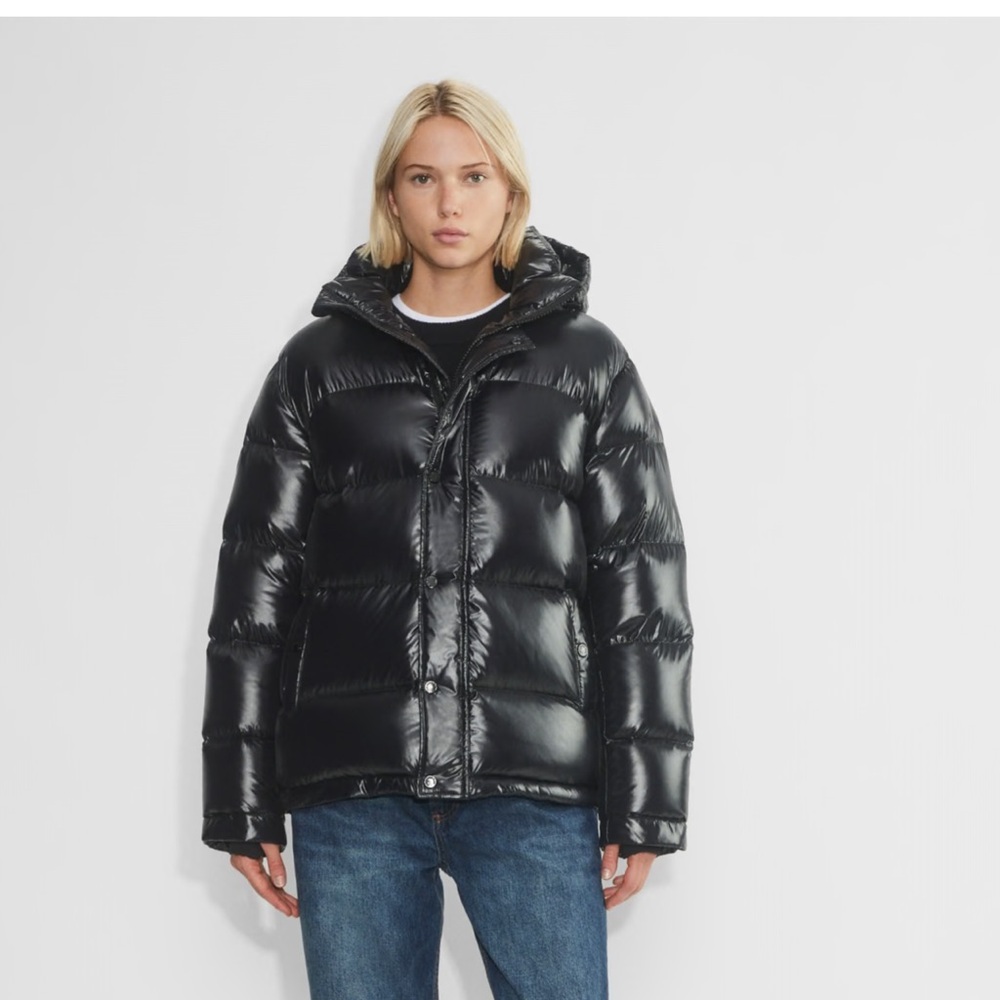 Aritzia Super Puff original High Gloss